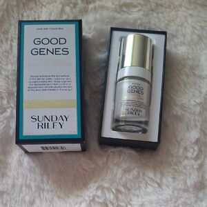 Sunday Riley Good Genes with Silver Cap